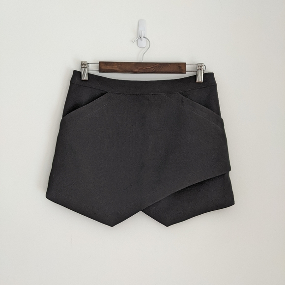 BCBGMAXAZRIA Beckett Asymmetrical Mini Skirt, S - Picture 1 of 4